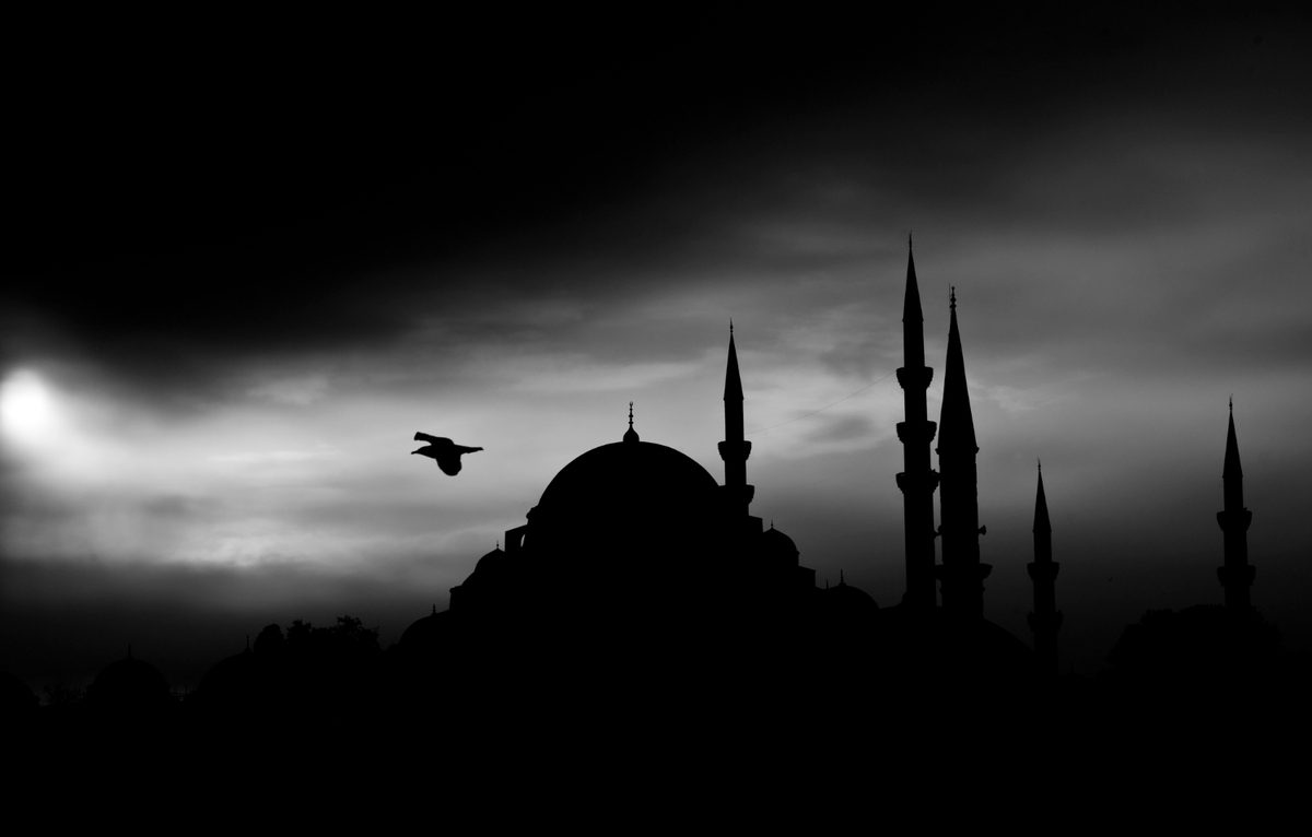 Kadir Gecesinin Fazileti ve Alametleri