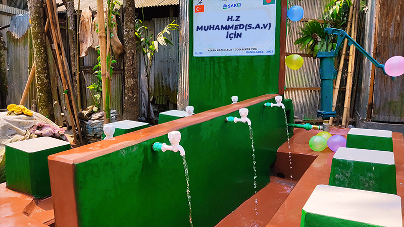 Bangladeş 6 Çeşmeli Şadırvan