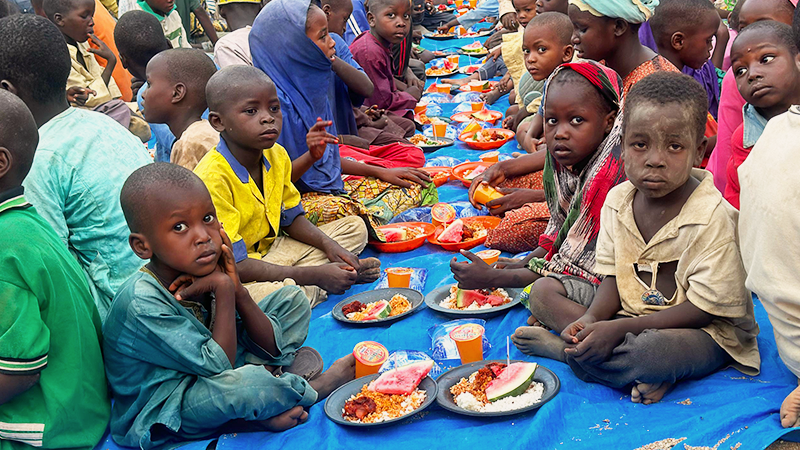 Afrika Mirac Kandili Sofrası
